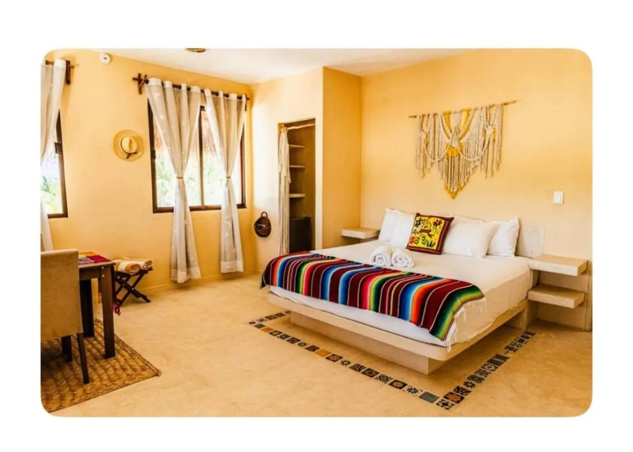 3 Bedrooms House Shared Pool Isla Holbox