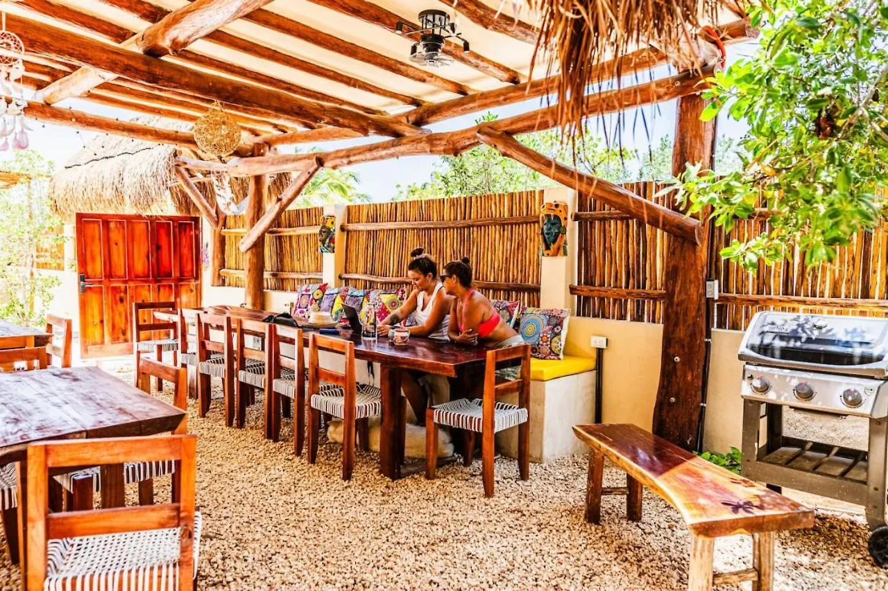 3 Bedrooms House Shared Pool Isla Holbox Holiday home