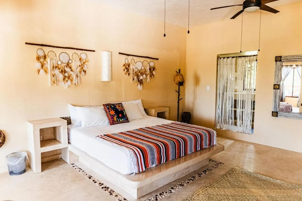 3 Bedrooms House Shared Pool Isla Holbox
