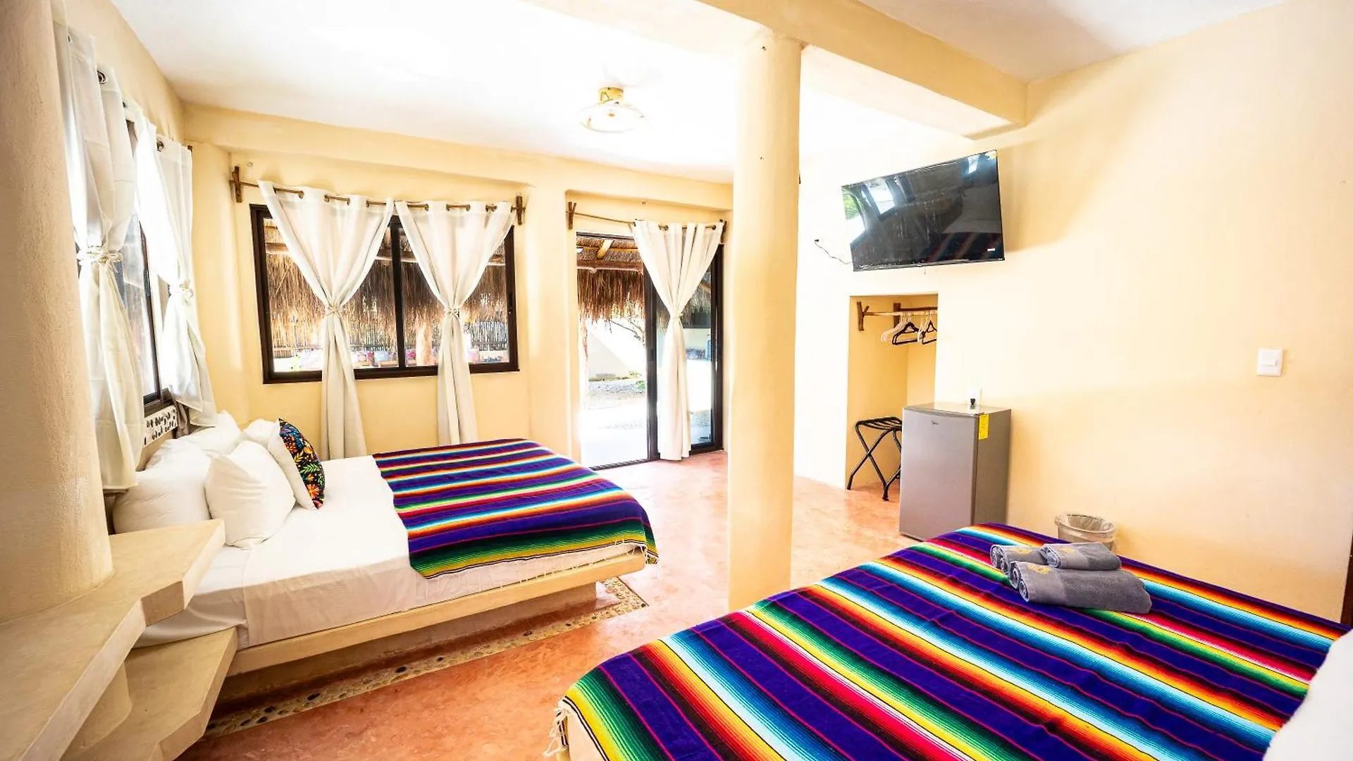 3 Bedrooms House Shared Pool Isla Holbox Holiday home